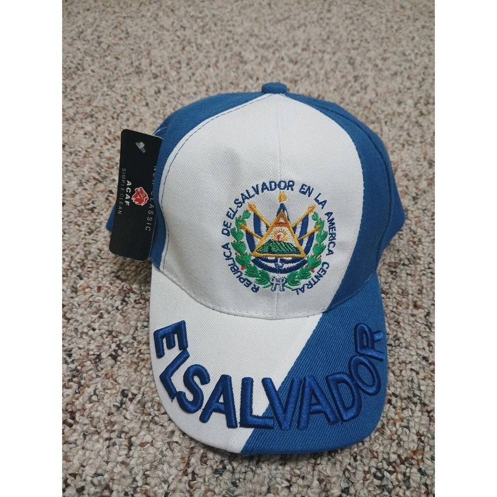 El Salvador Blue Cap Embroidered Shield | Gorra bordada de El Salvador Escudo